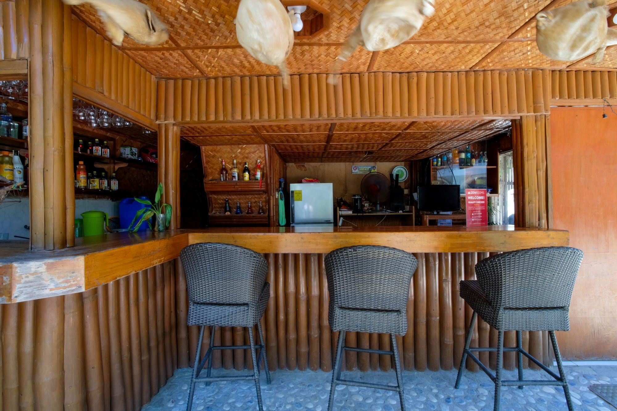 Zen Rooms White Beach Puerto Galera Kültér fotó