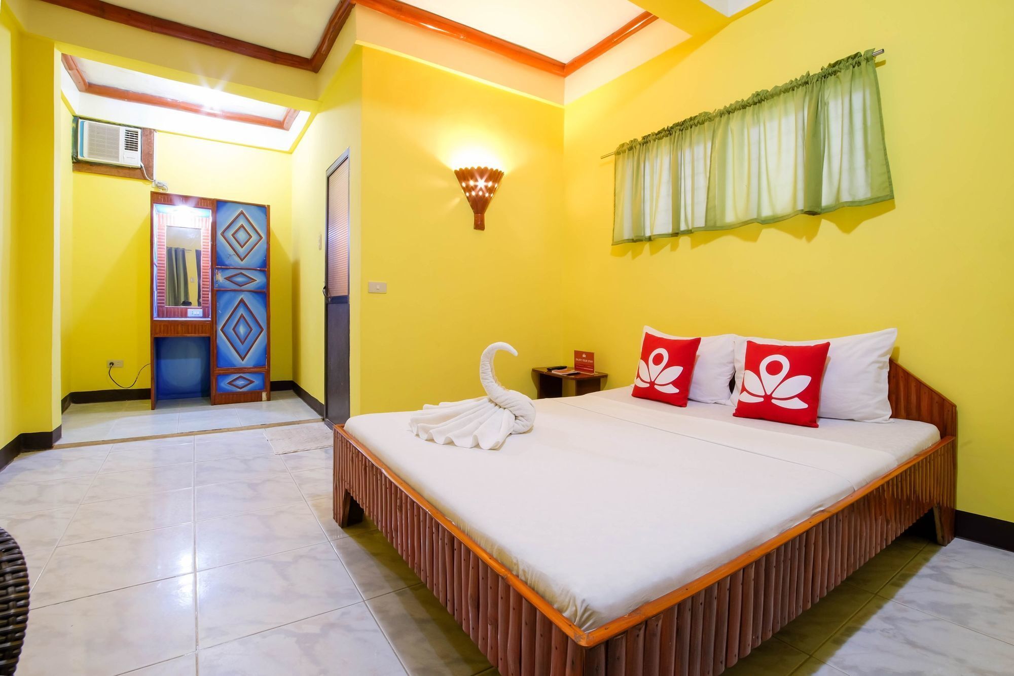 Zen Rooms White Beach Puerto Galera Kültér fotó