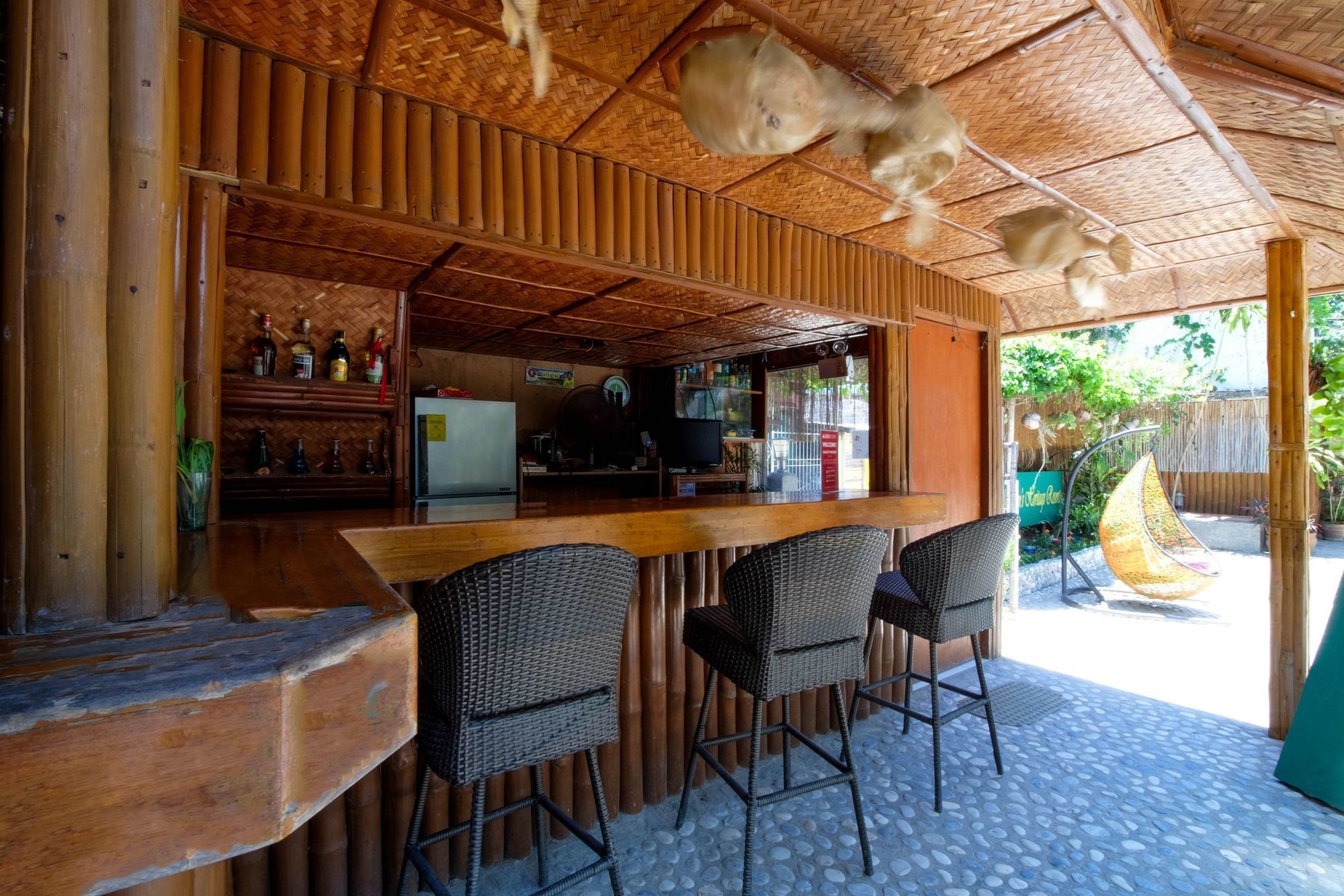 Zen Rooms White Beach Puerto Galera Kültér fotó