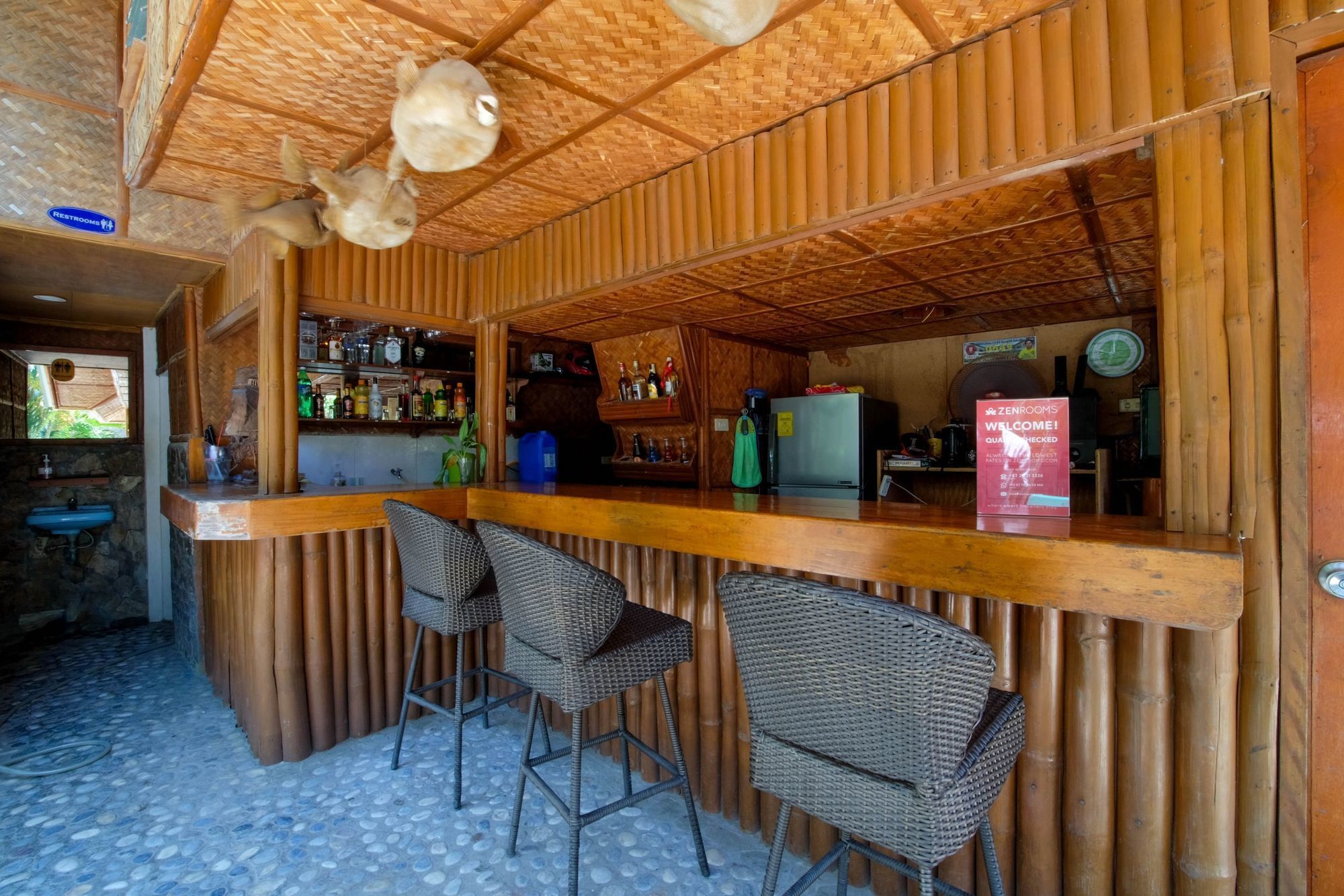 Zen Rooms White Beach Puerto Galera Kültér fotó